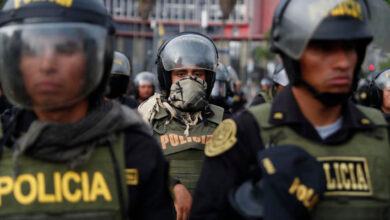 Photo of Policía del Perú despliega más de 8.000 agentes de cara a las nuevas protestas antigubernamentales en Lima